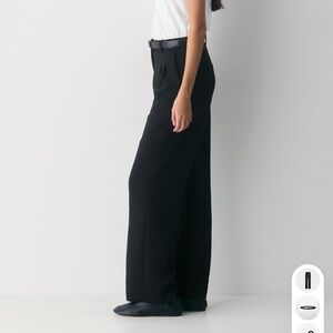 Aritzia Effortless Pant - crepette material